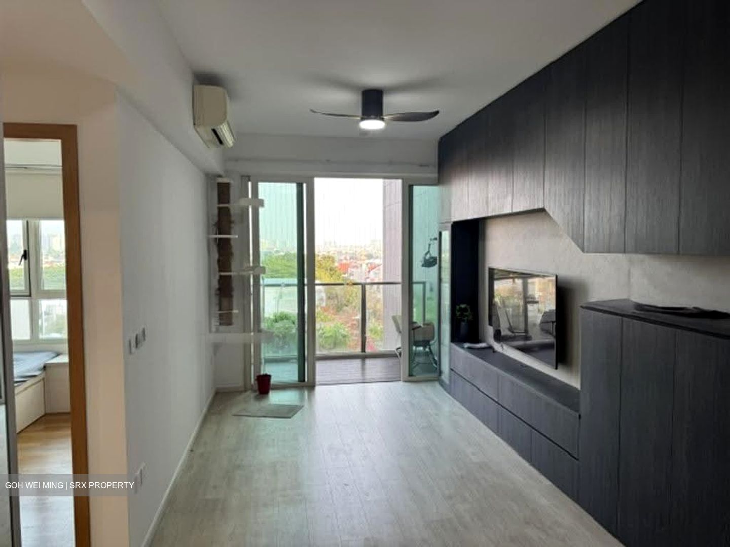 Vacanza @ East (D14), Condominium #607436791